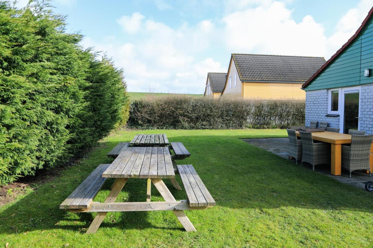 Vakantiewoning 114 In Villapark De Oesterbaai * Wemeldinge