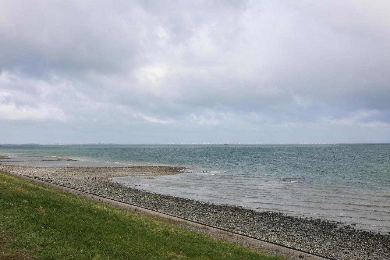 Casa de Férias Vakantiewoning 114 In Villapark De Oesterbaai